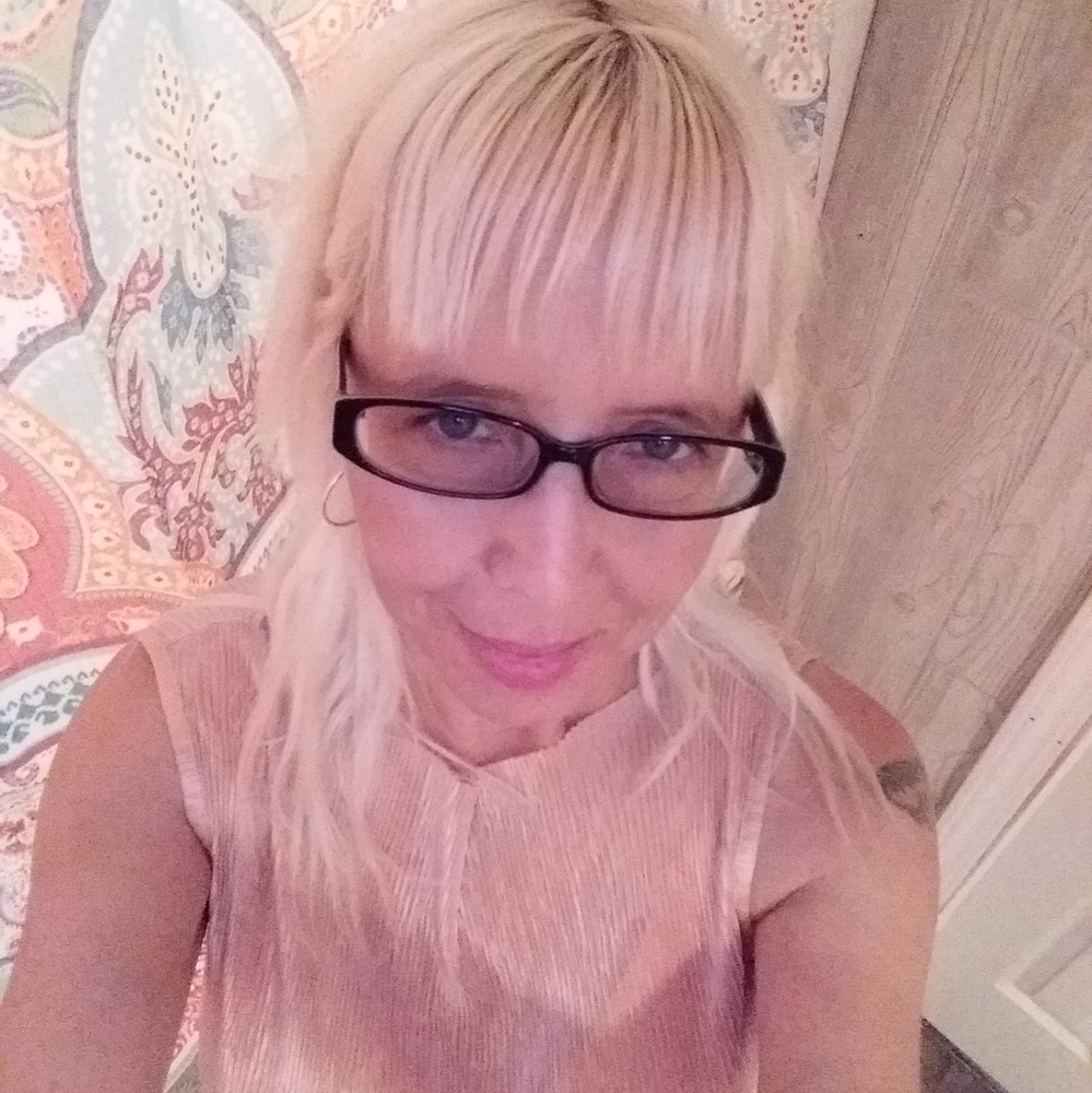 Meet your Posher, Tina